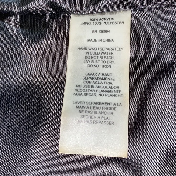 SOLD. SOLD. Sioni faux fur vest jacket - Picture 5 of 5